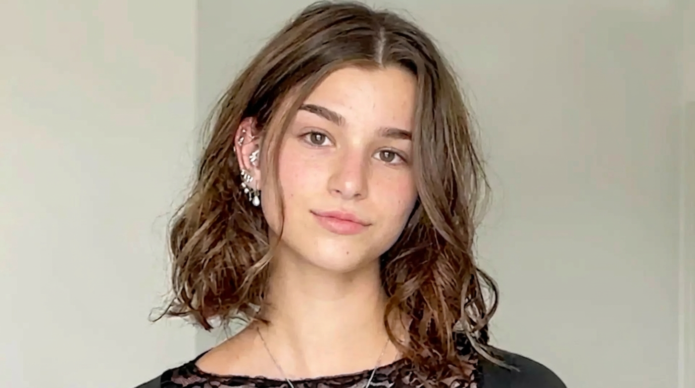 Brooke Monk no makeup