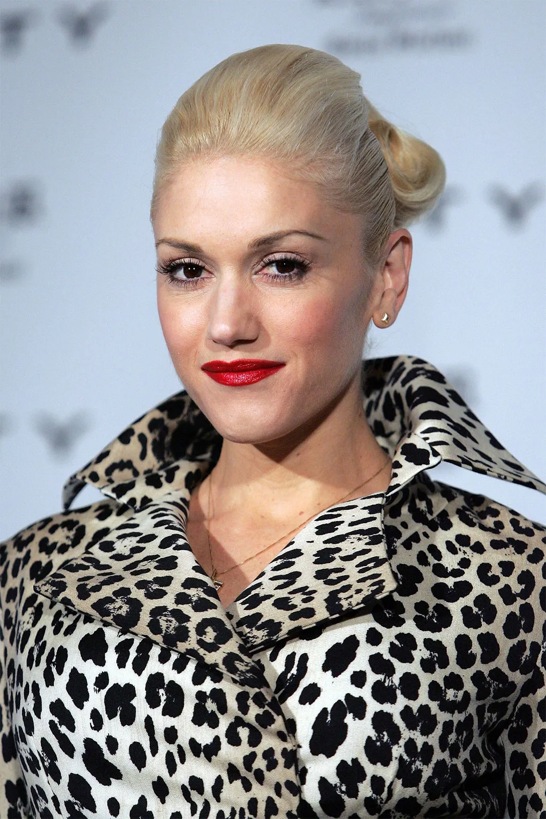 Gwen Stefani with makeup