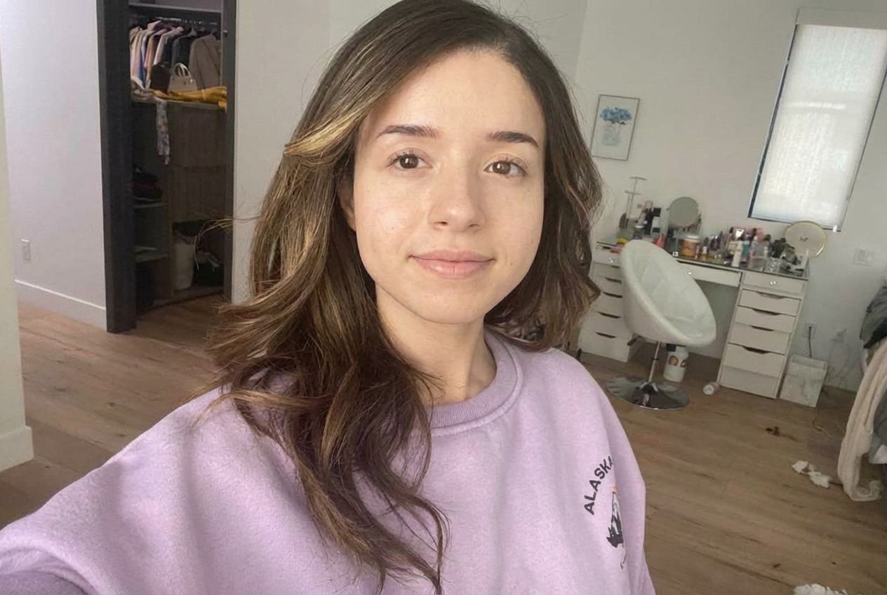 Pokimane no makeup