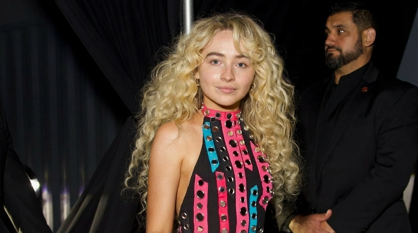 Sabrina Carpenter no makeup