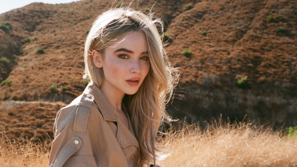 Sabrina Carpenter with makeup