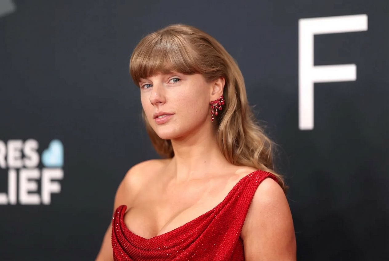 Taylor Swift no makeup